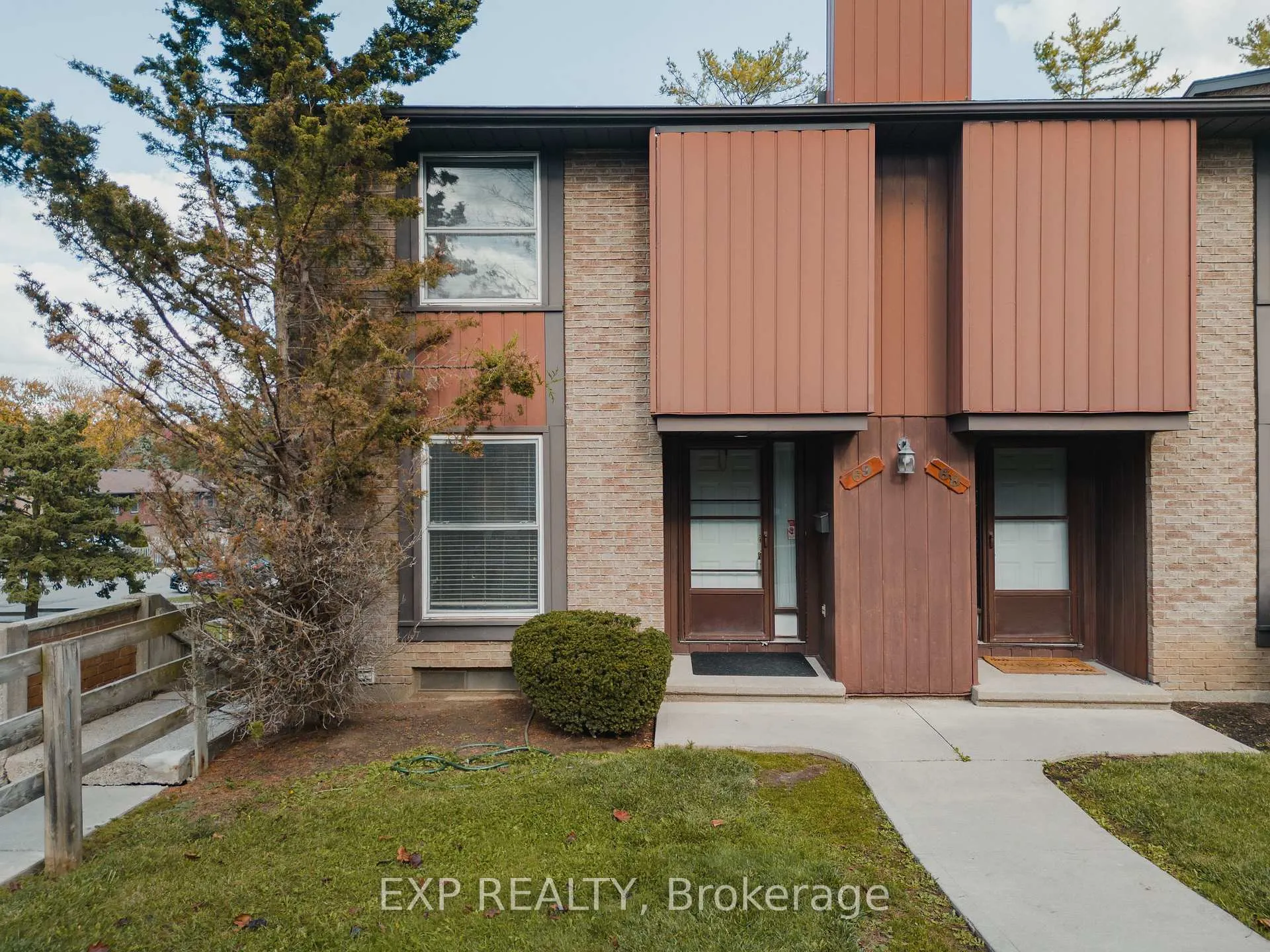 Photo 1 of Unit 69, 539 Willow Road, Guelph, Willow West/Sugarbush/West Acres — HOMEH