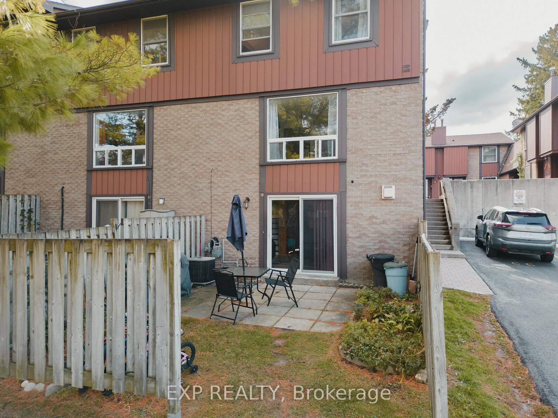Photo 21 of Unit 69, 539 Willow Road, Guelph, Willow West/Sugarbush/West Acres — HOMEH