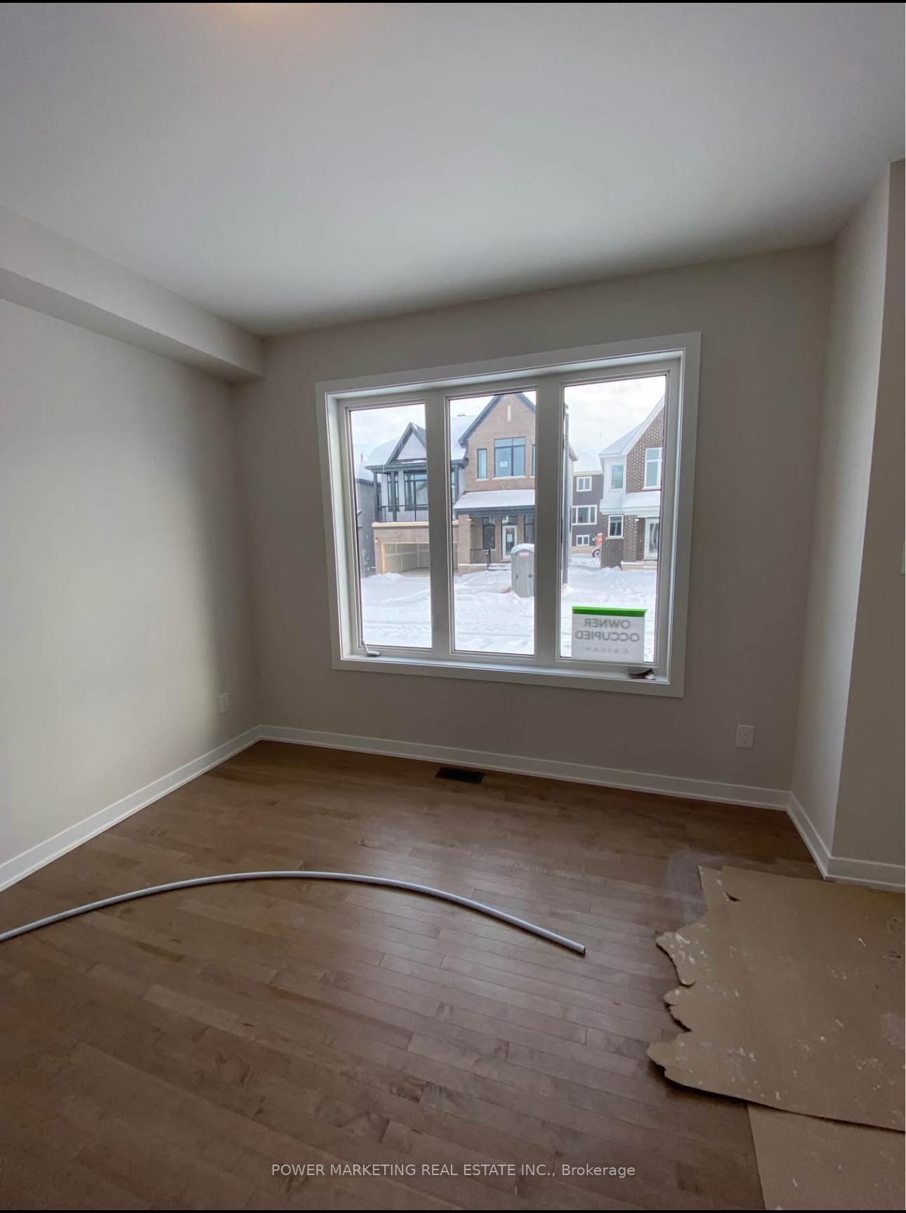 Photo 4 of Unit A, 264 Appalachian Circle, Ottawa, Barrhaven - Half Moon Bay — HOMEH