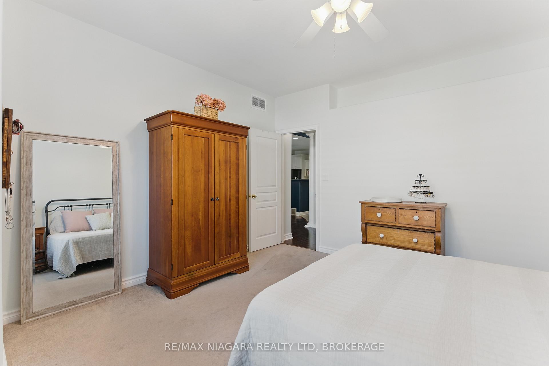 Photo 43 of Unit 18, 308 Queenston Street, St. Catharines, Oakdale — HOMEH