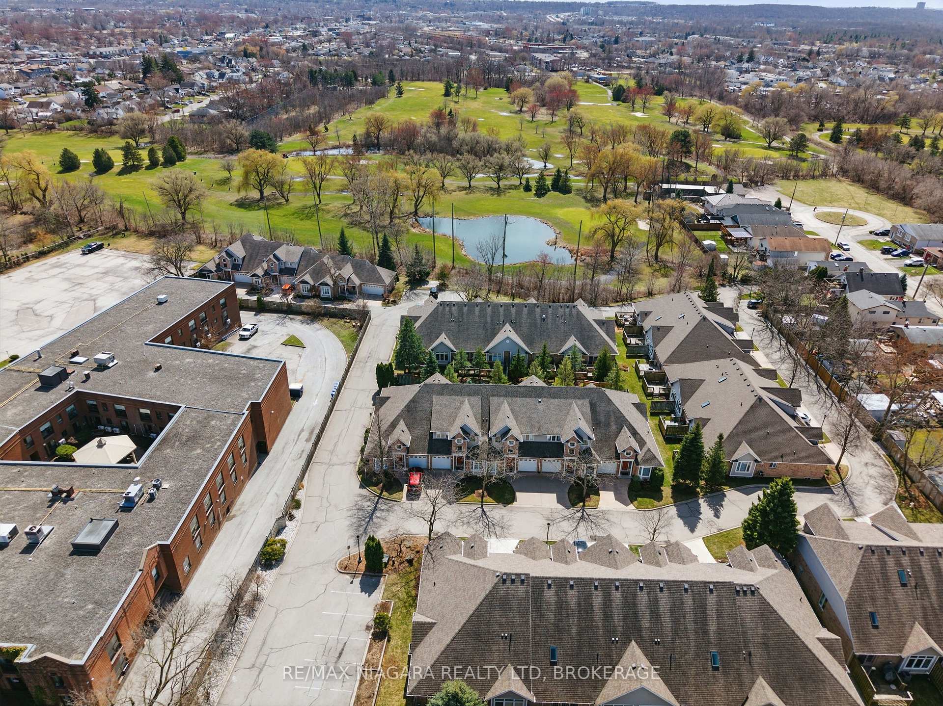 Photo 81 of Unit 18, 308 Queenston Street, St. Catharines, Oakdale — HOMEH