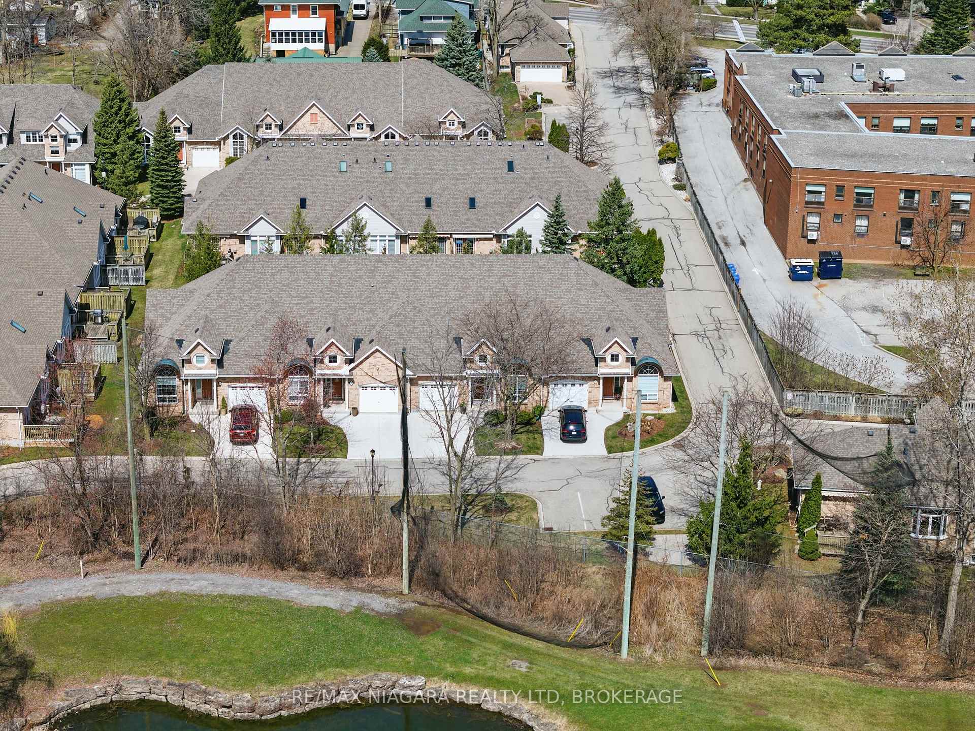 Photo 25 of Unit 18, 308 Queenston Street, St. Catharines, Oakdale — HOMEH