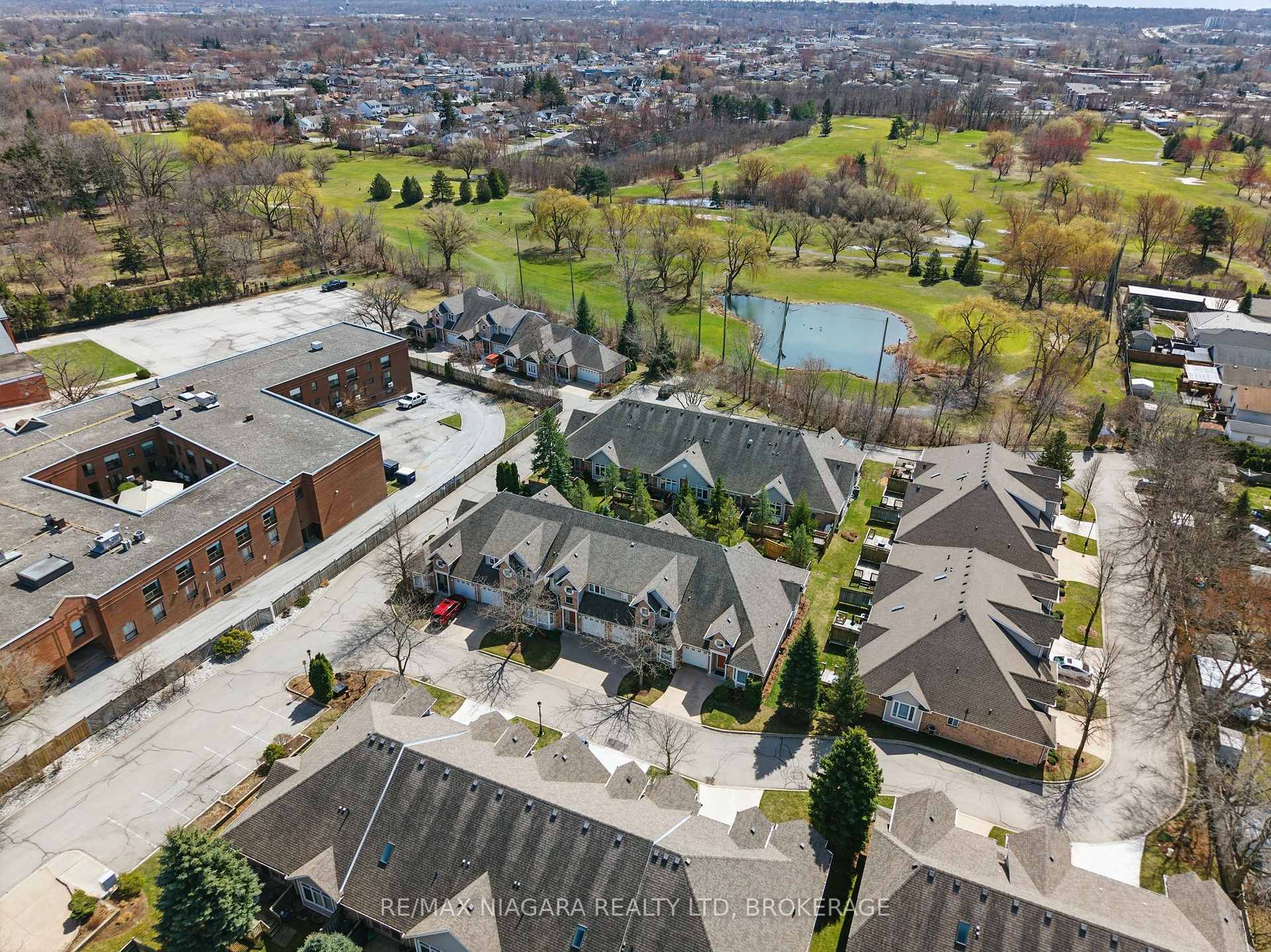 Photo 84 of Unit 18, 308 Queenston Street, St. Catharines, Oakdale — HOMEH