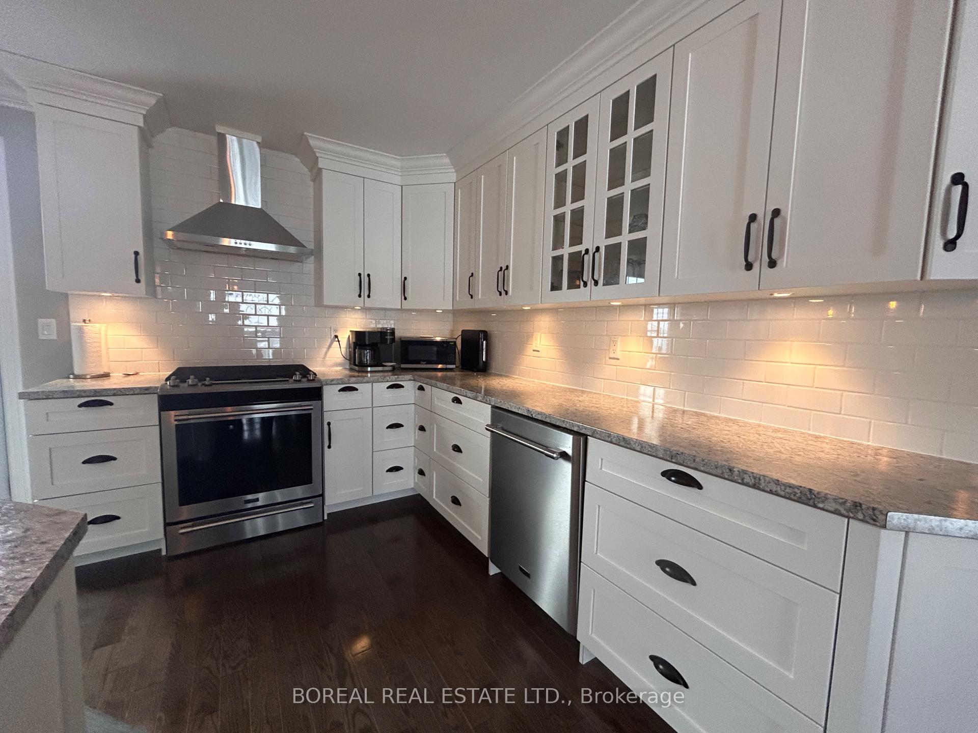 Photo 11 of 95 Alexandra Avenue, Cochrane — HOMEH