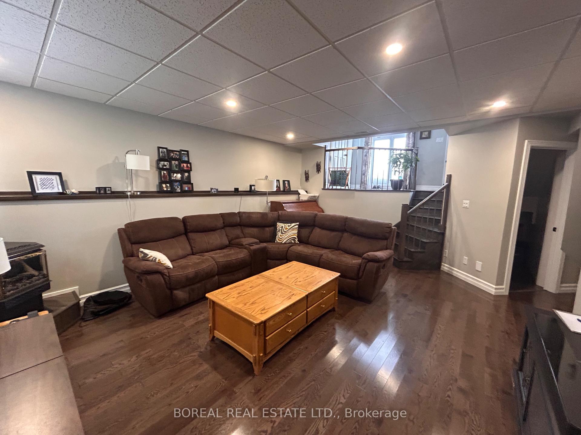 Photo 27 of 95 Alexandra Avenue, Cochrane — HOMEH