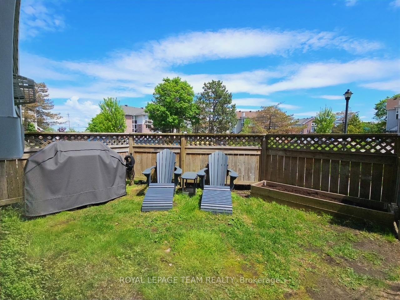 Photo 3 of Unit 5, 5 Timberview Way, Ottawa, Westcliffe Estates — HOMEH