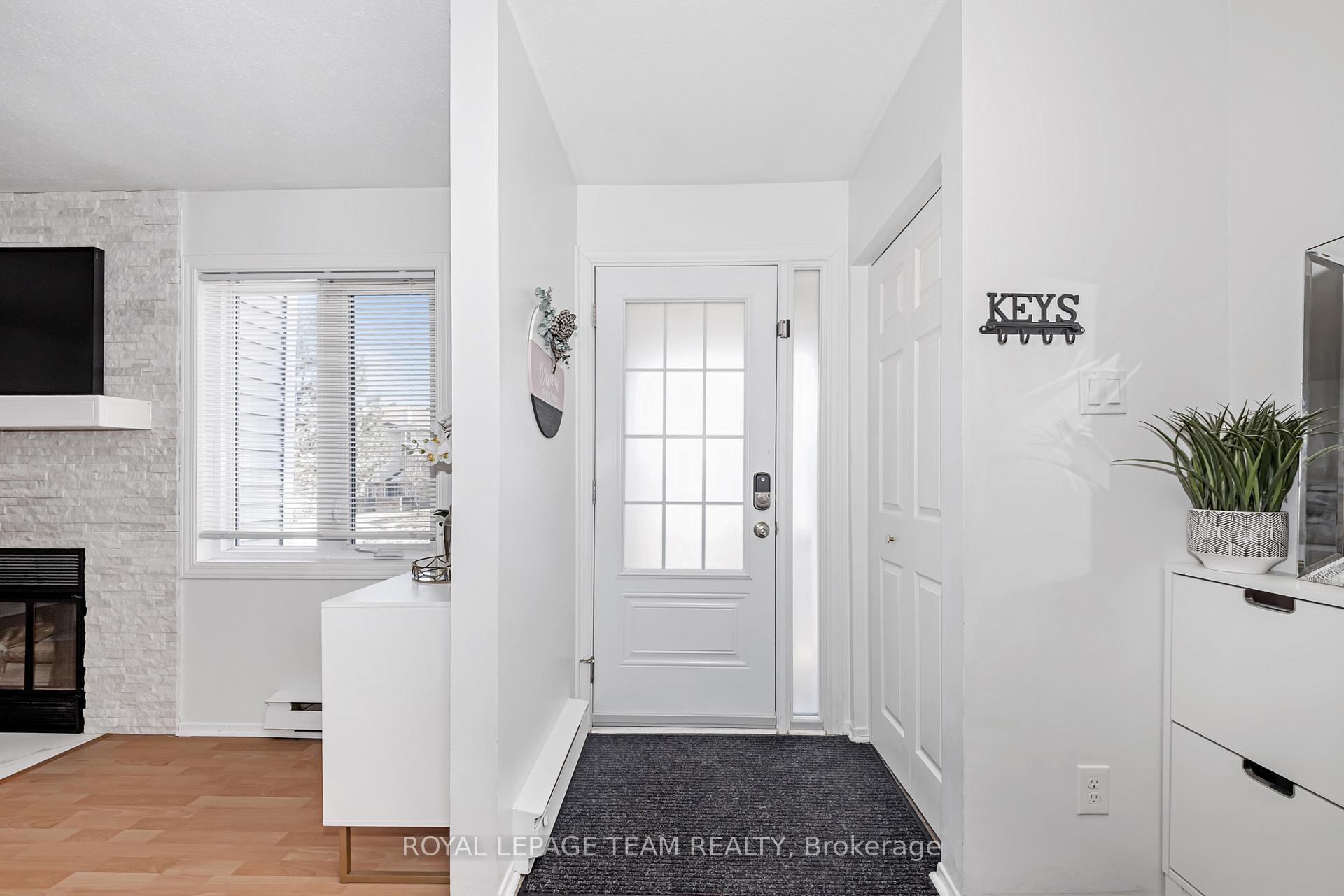 Photo 7 of Unit 5, 5 Timberview Way, Ottawa, Westcliffe Estates — HOMEH
