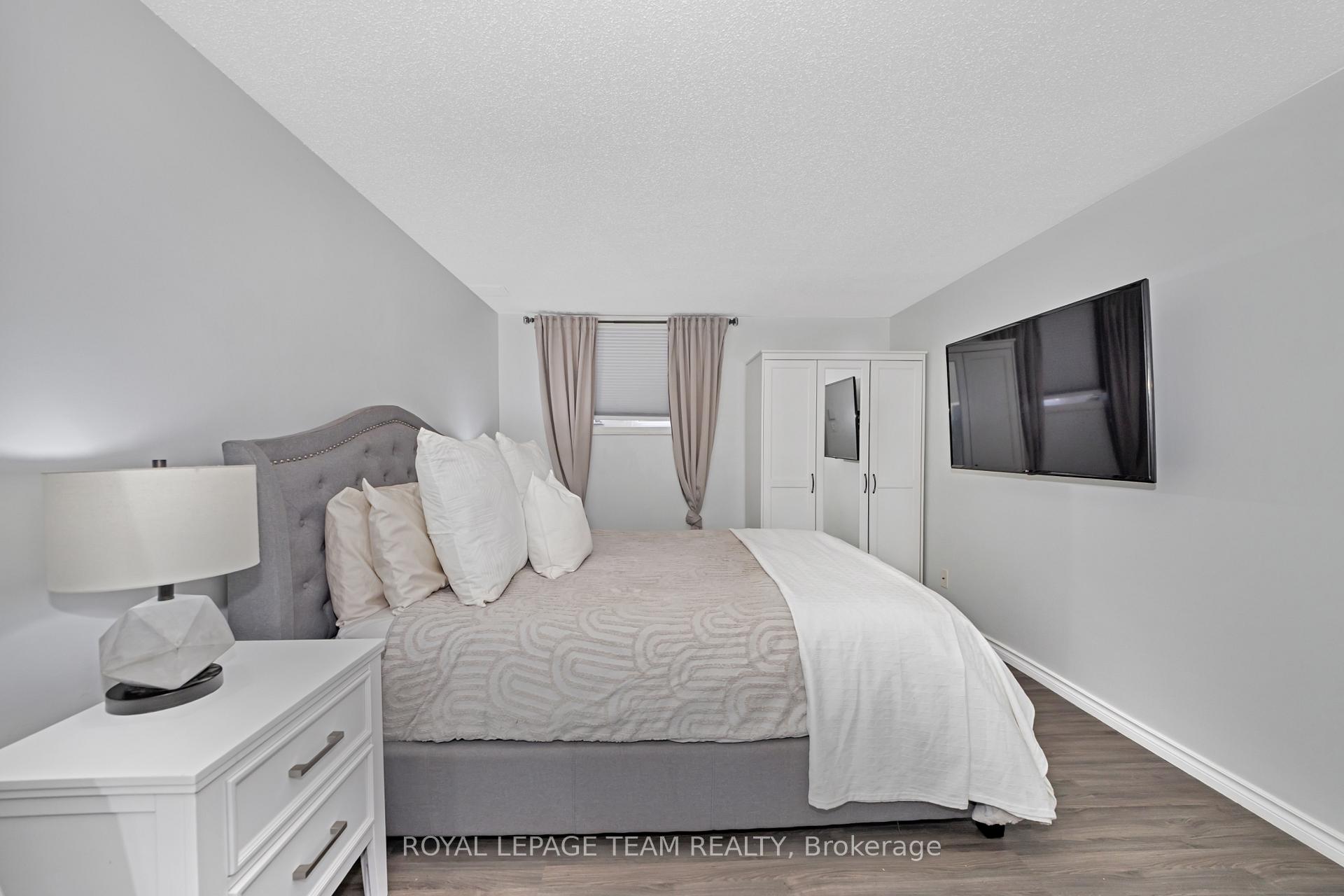 Photo 25 of Unit 5, 5 Timberview Way, Ottawa, Westcliffe Estates — HOMEH