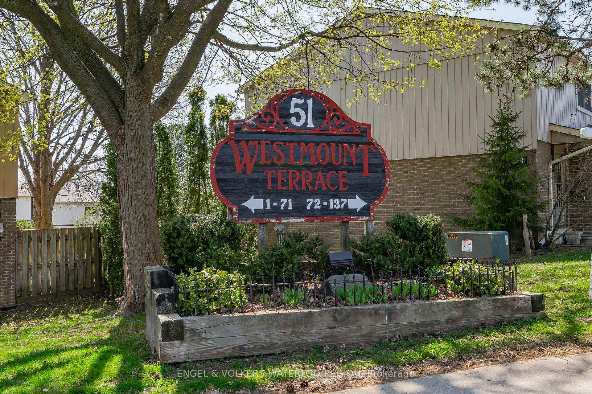 Photo 3 of Unit 39, 51 Paulander Drive, Kitchener — HOMEH