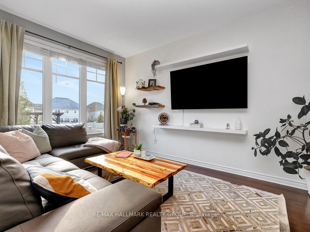 Photo 5 of 239 Espin Heights, Ottawa, Barrhaven - Stonebridge — HOMEH