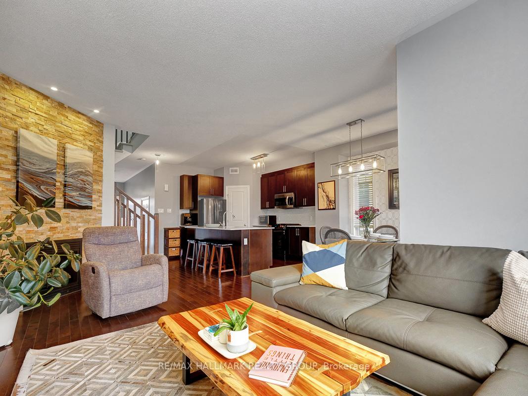 Photo 9 of 239 Espin Heights, Ottawa, Barrhaven - Stonebridge — HOMEH