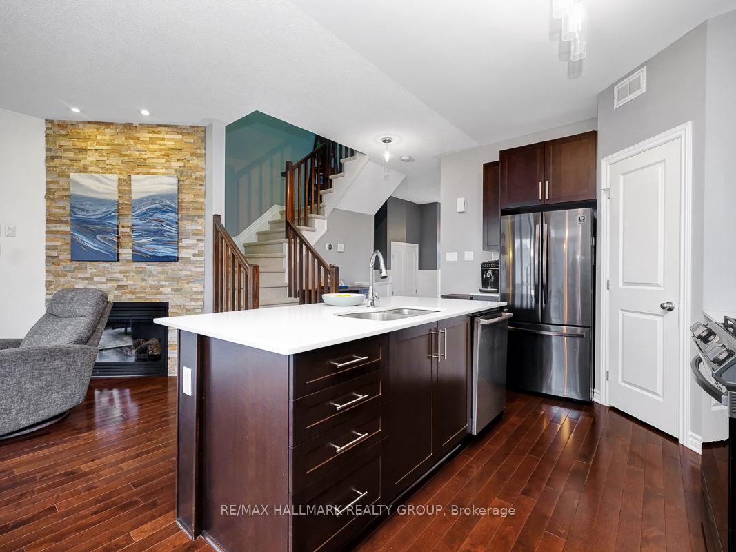 Photo 15 of 239 Espin Heights, Ottawa, Barrhaven - Stonebridge — HOMEH