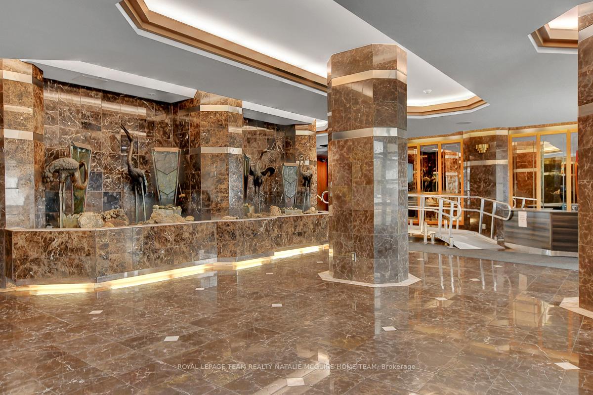Photo 4 of Unit 412, 2760 Carousel Crescent, Ottawa, Emerald Woods/Sawmill Creek — HOMEH