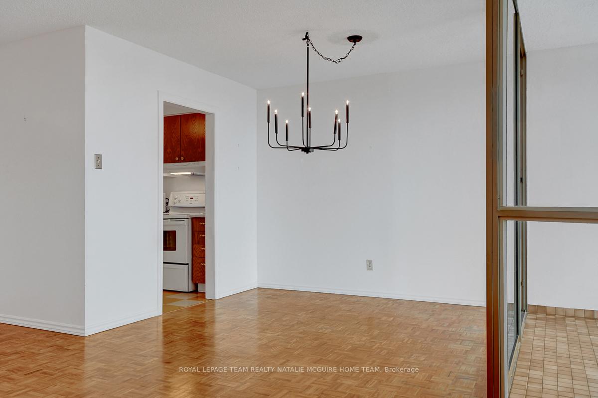 Photo 16 of Unit 412, 2760 Carousel Crescent, Ottawa, Emerald Woods/Sawmill Creek — HOMEH