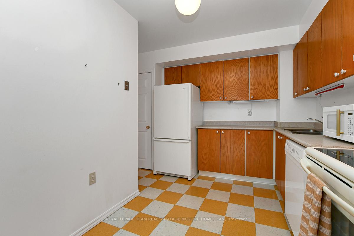 Photo 24 of Unit 412, 2760 Carousel Crescent, Ottawa, Emerald Woods/Sawmill Creek — HOMEH