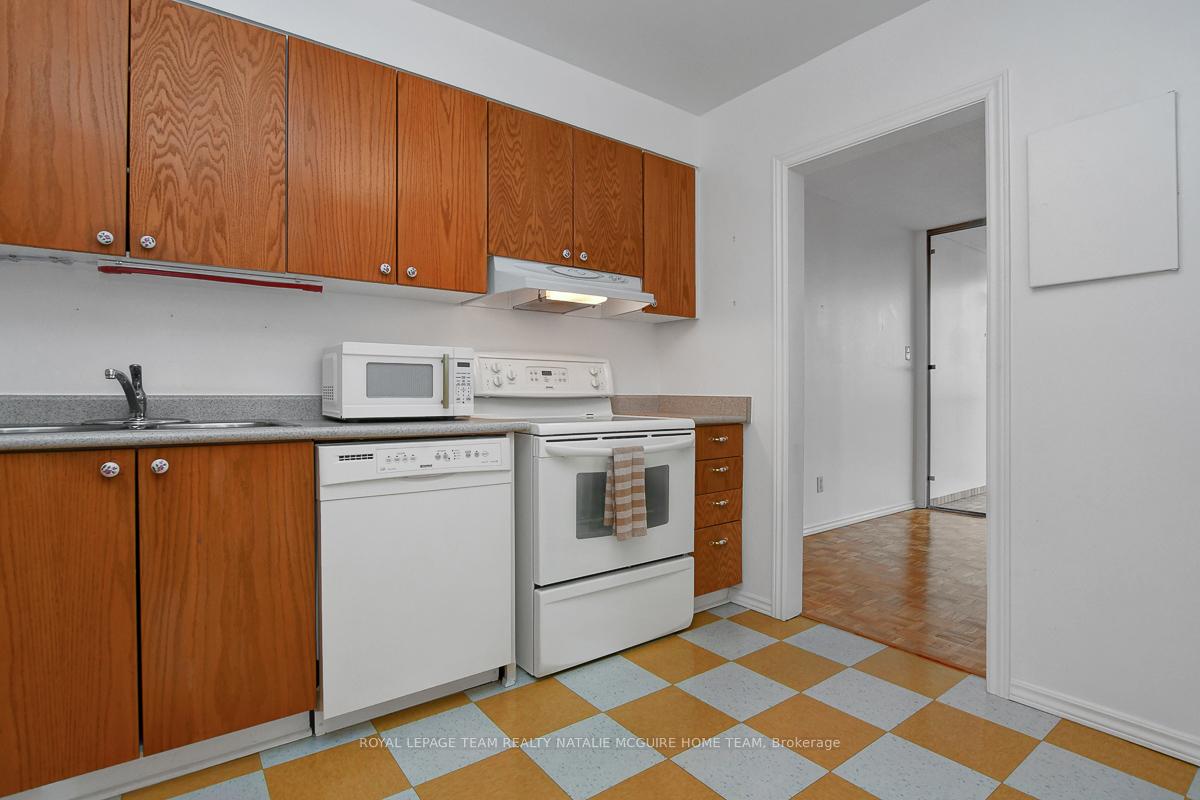 Photo 26 of Unit 412, 2760 Carousel Crescent, Ottawa, Emerald Woods/Sawmill Creek — HOMEH