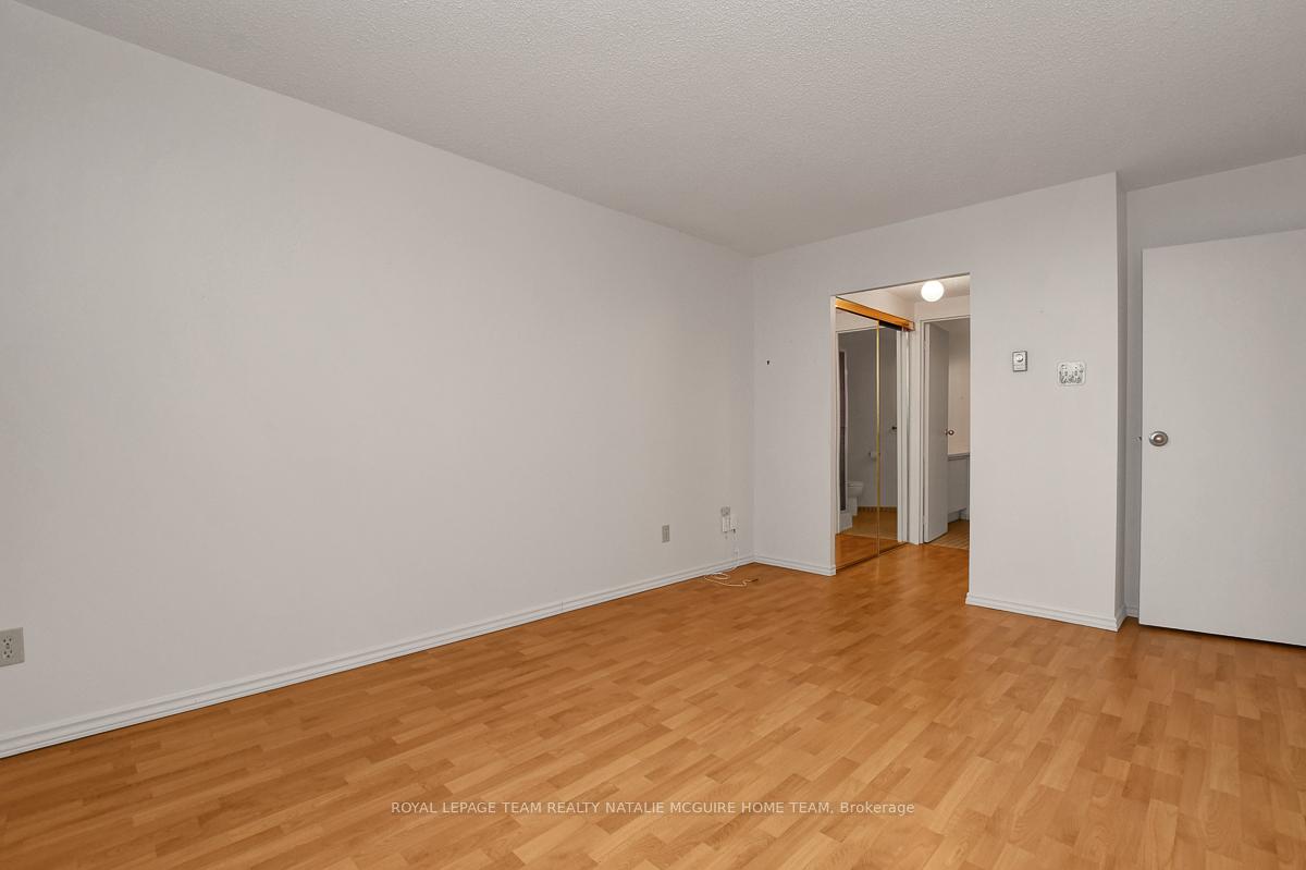 Photo 34 of Unit 412, 2760 Carousel Crescent, Ottawa, Emerald Woods/Sawmill Creek — HOMEH
