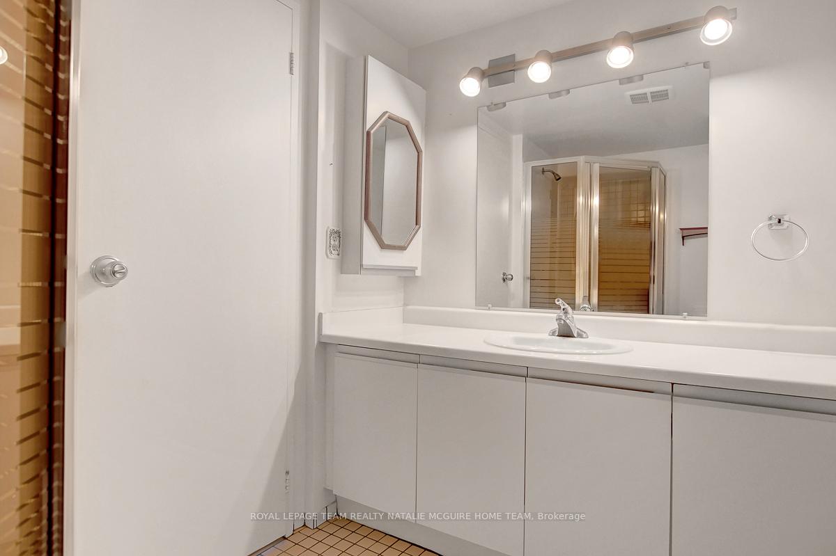Photo 37 of Unit 412, 2760 Carousel Crescent, Ottawa, Emerald Woods/Sawmill Creek — HOMEH