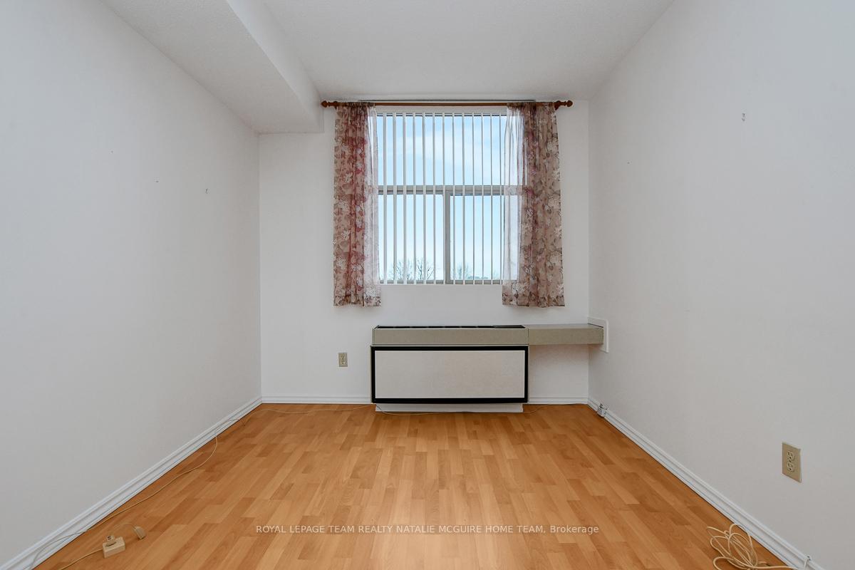 Photo 51 of Unit 412, 2760 Carousel Crescent, Ottawa, Emerald Woods/Sawmill Creek — HOMEH
