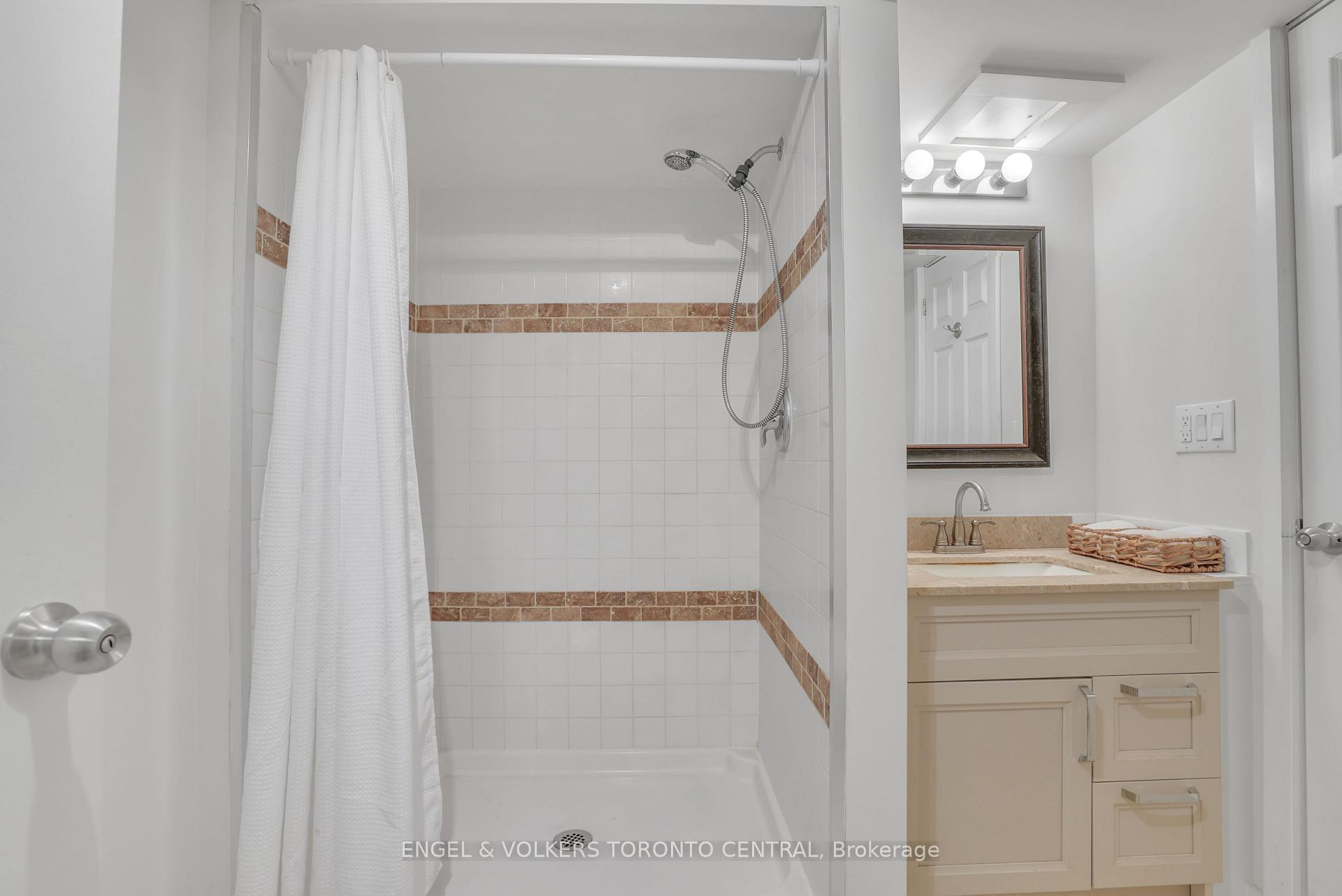 Photo 35 of 192 Edgehill Drive, Barrie, 400 North — HOMEH