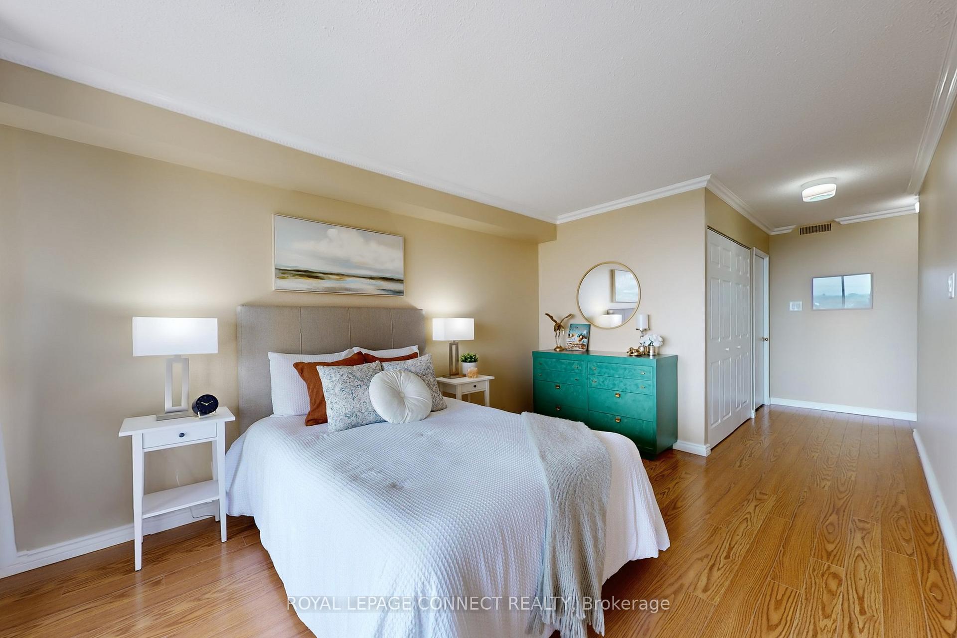 Photo 28 of Unit 901, 1890 Valley Farm Road, Pickering, Town Centre — HOMEH