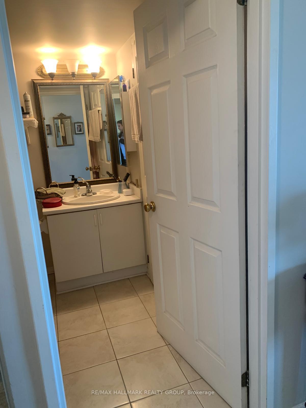 Photo 10 of Unit 606, 1440 Heron Road, Ottawa, Heron Gate — HOMEH