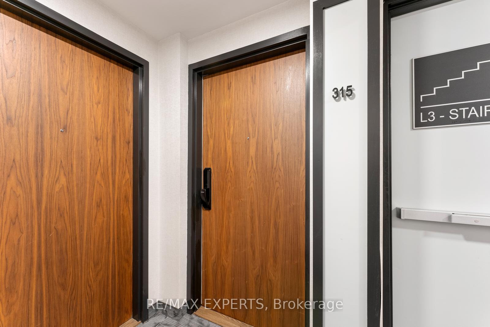 Photo 5 of Unit 315, 50 Ann Street, Caledon, Bolton West — HOMEH