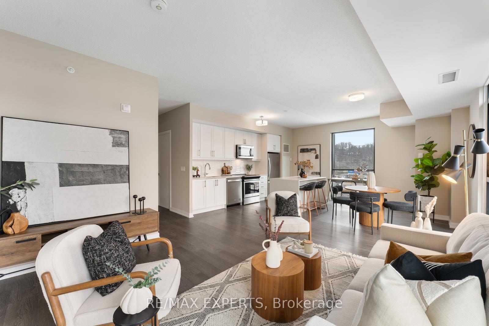 Photo 20 of Unit 315, 50 Ann Street, Caledon, Bolton West — HOMEH