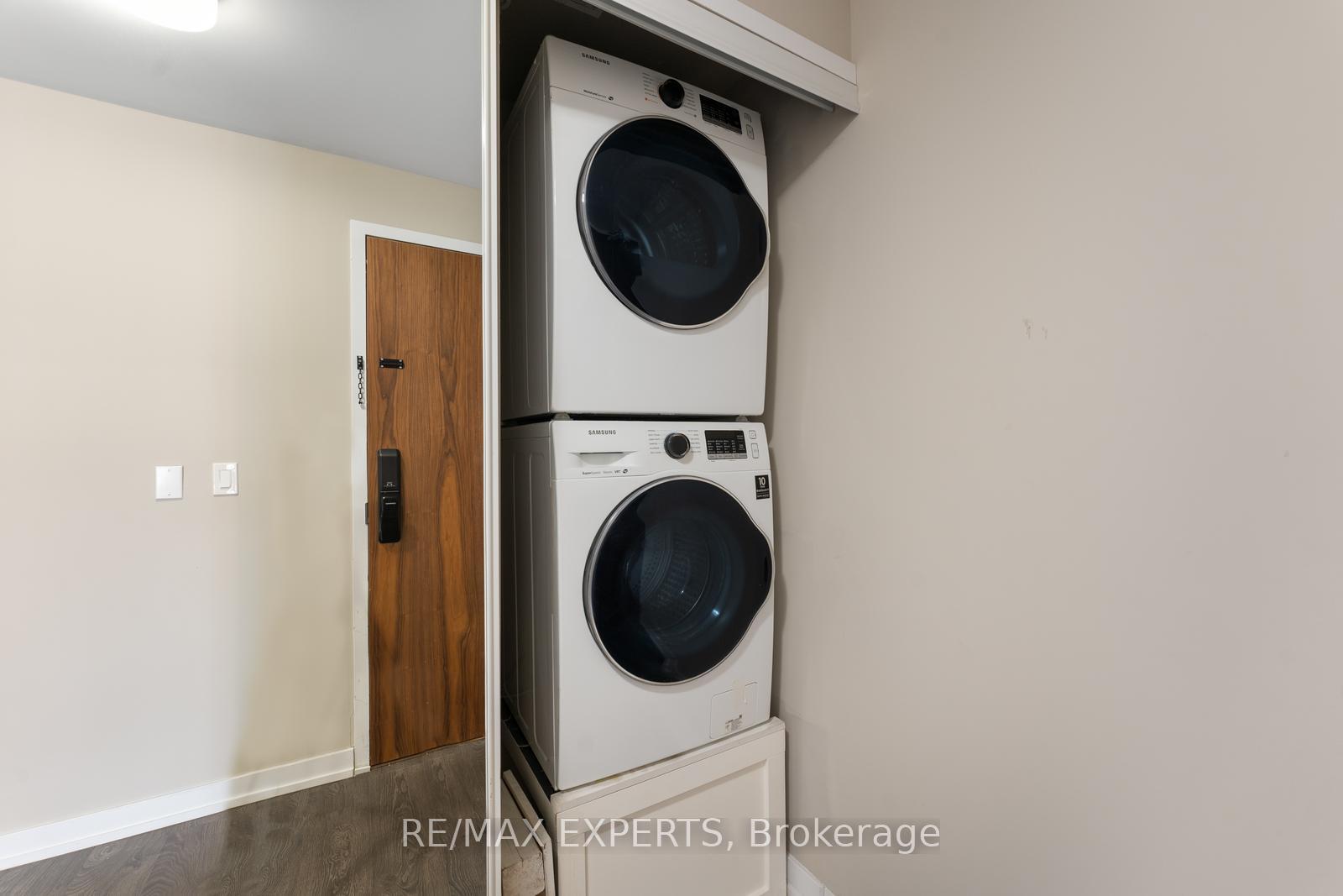 Photo 10 of Unit 315, 50 Ann Street, Caledon, Bolton West — HOMEH