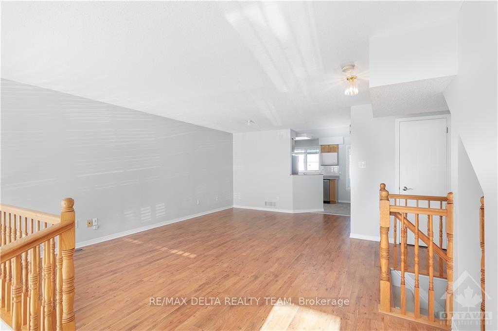Photo 4 of 4471 Harper Avenue, Ottawa, Carson Grove — HOMEH