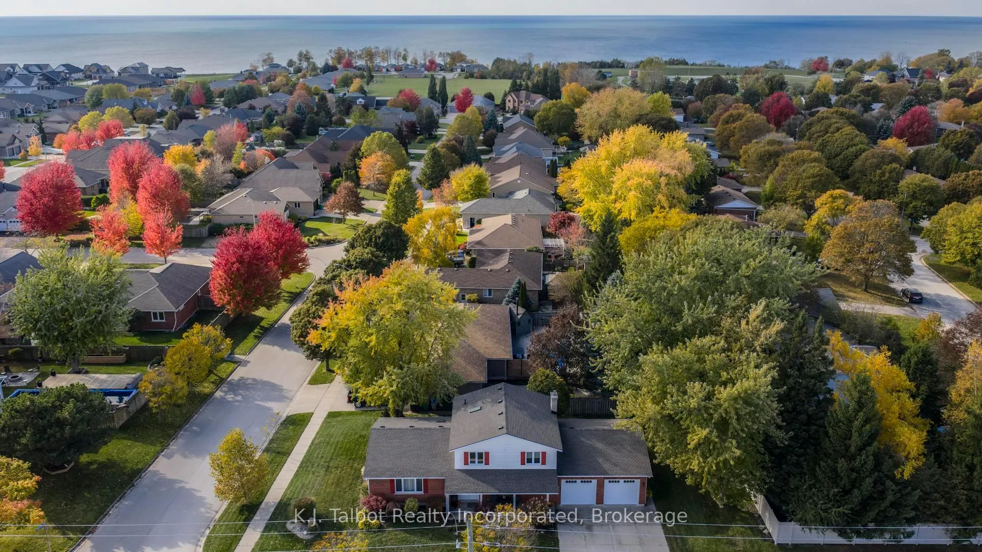 Photo 3 of 370 Eldon Street S, Goderich, Goderich (Town) — HOMEH