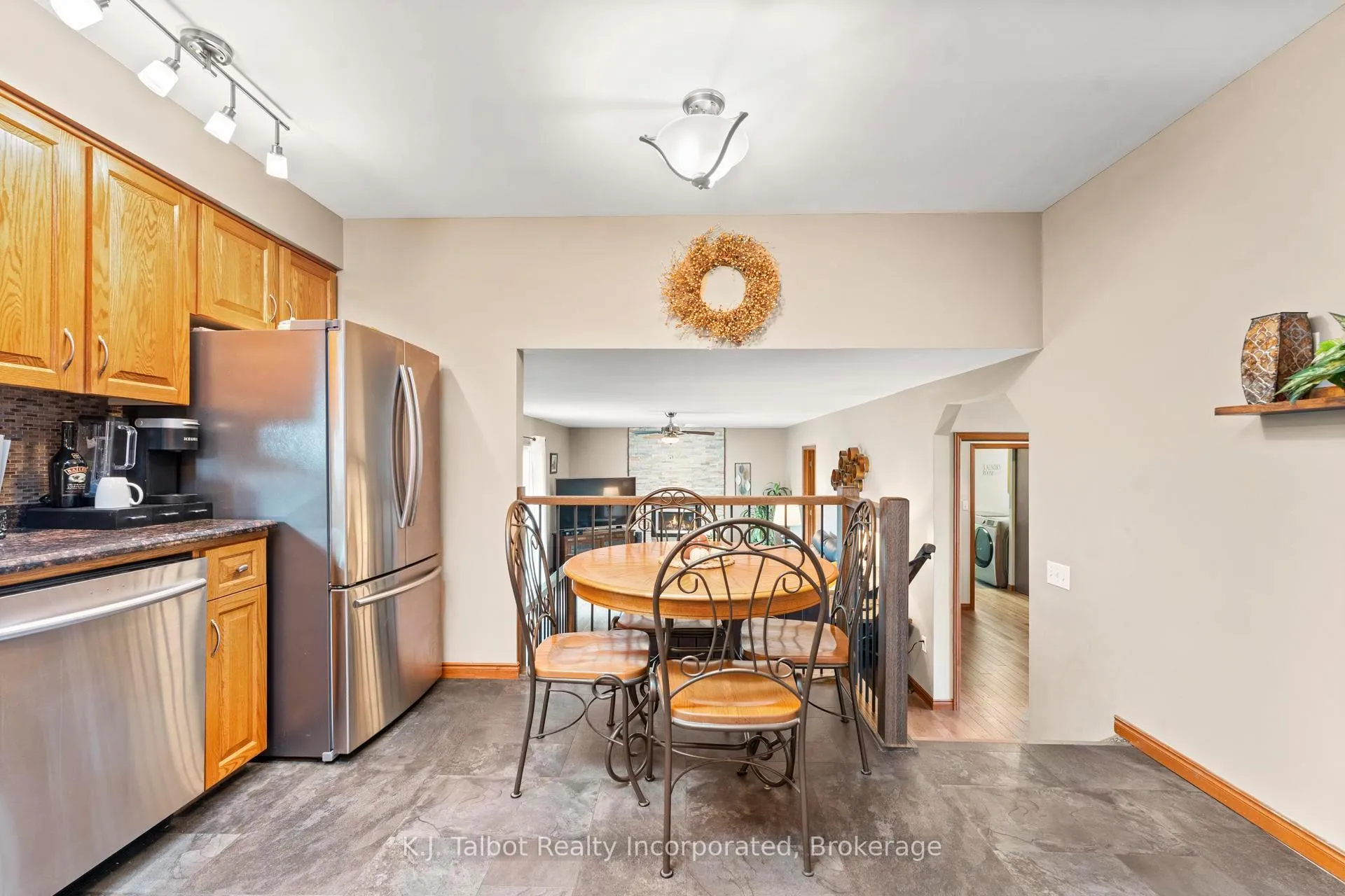 Photo 16 of 370 Eldon Street S, Goderich, Goderich (Town) — HOMEH