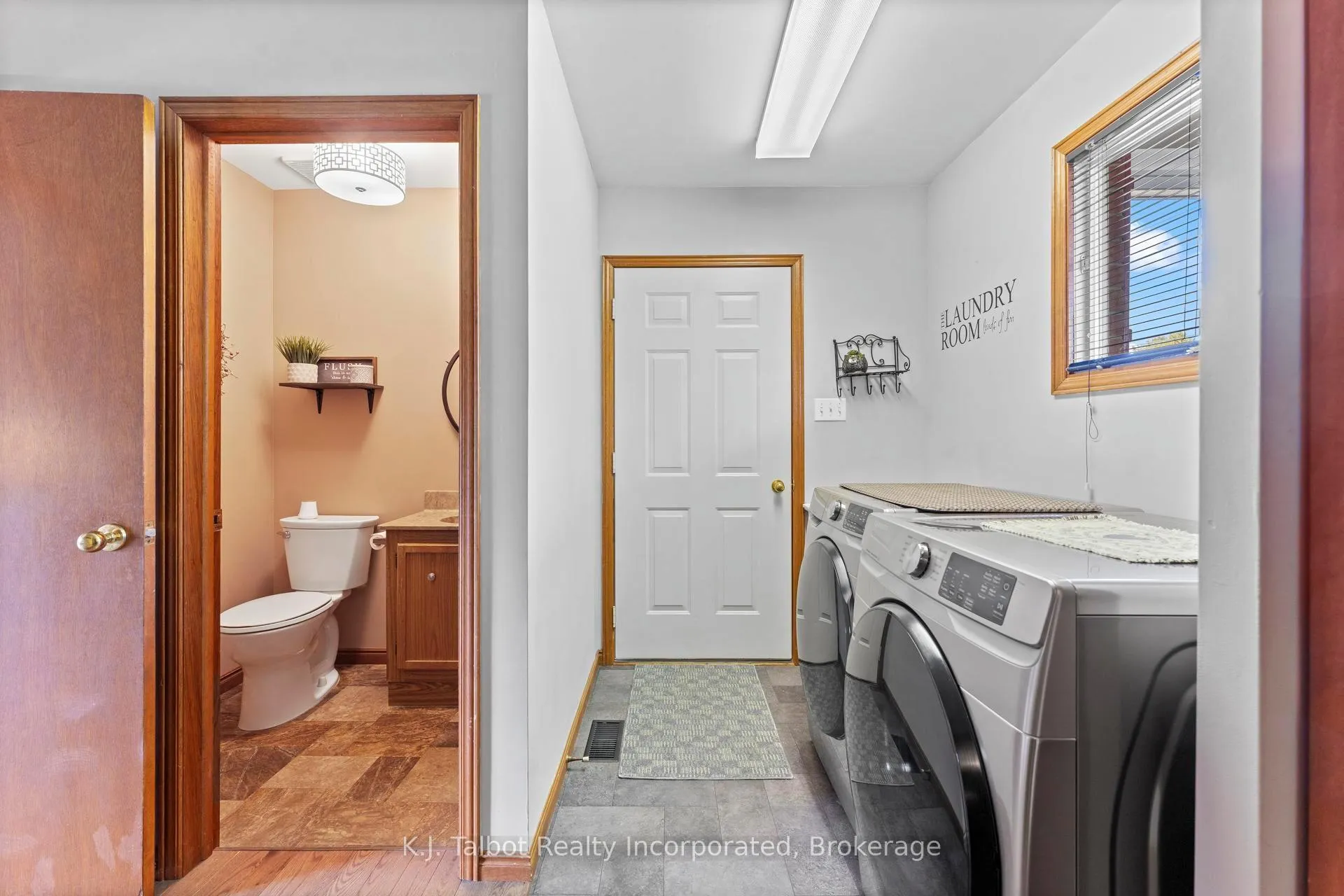 Photo 23 of 370 Eldon Street S, Goderich, Goderich (Town) — HOMEH