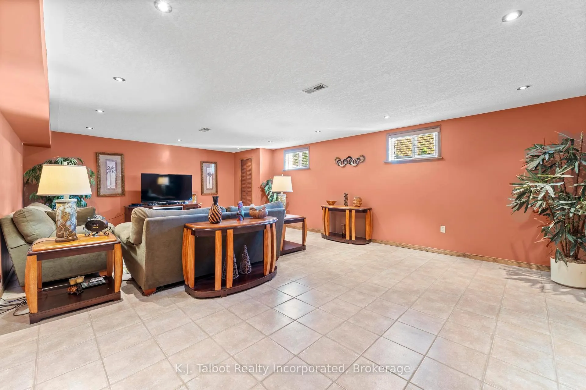 Photo 41 of 370 Eldon Street S, Goderich, Goderich (Town) — HOMEH