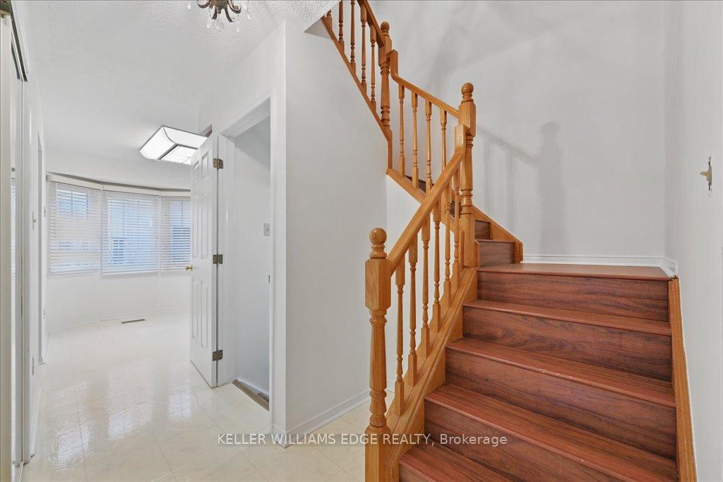 Photo 8 of Unit 6, 38 Elora Drive, Hamilton, Fessenden — HOMEH