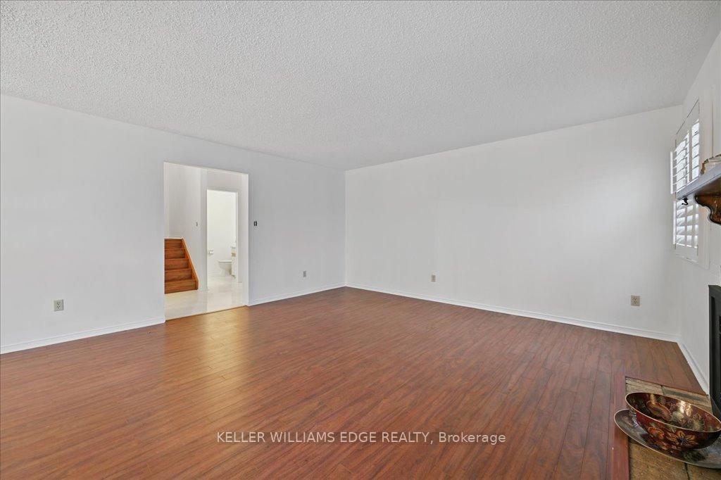 Photo 10 of Unit 6, 38 Elora Drive, Hamilton, Fessenden — HOMEH
