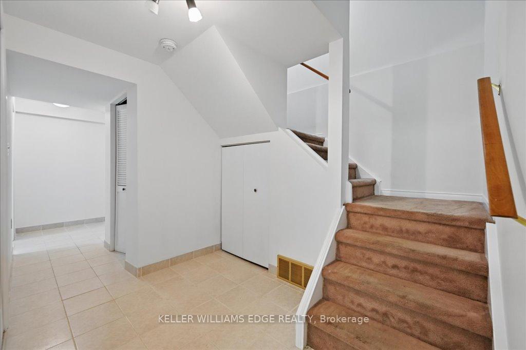 Photo 36 of Unit 6, 38 Elora Drive, Hamilton, Fessenden — HOMEH