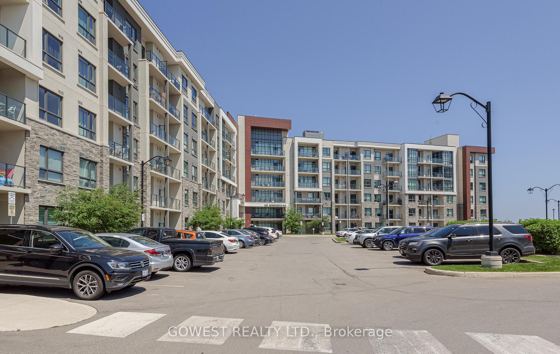 Front of Unit 301, 125 Shoreview Place