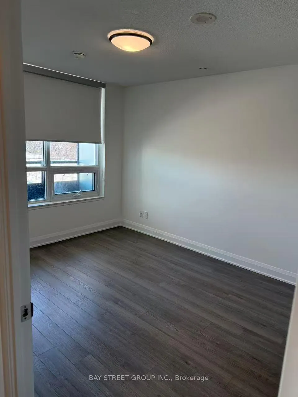 Photo 5 of Unit 709, 15 Water Walk Drive, Markham, Unionville — HOMEH
