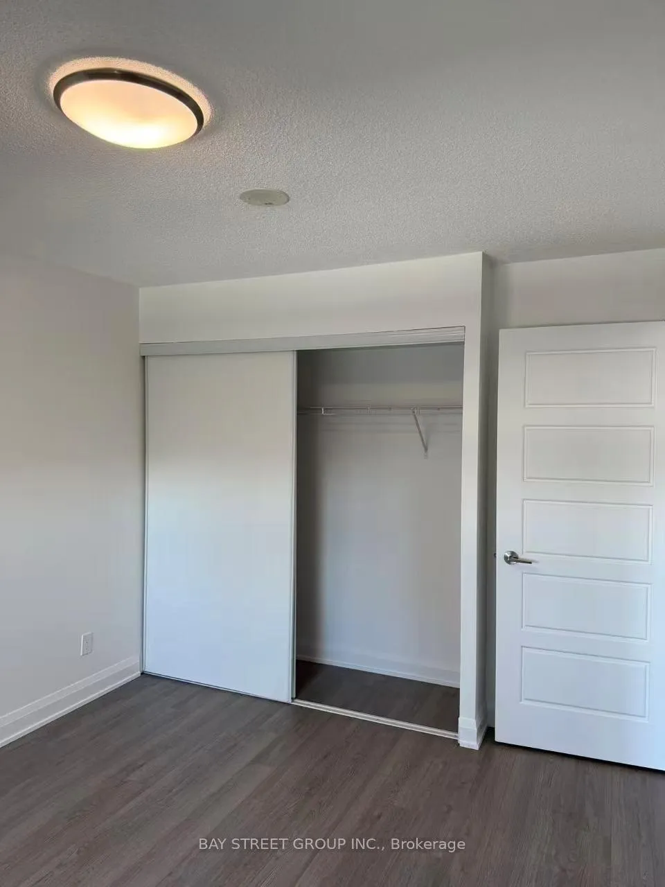 Photo 6 of Unit 709, 15 Water Walk Drive, Markham, Unionville — HOMEH
