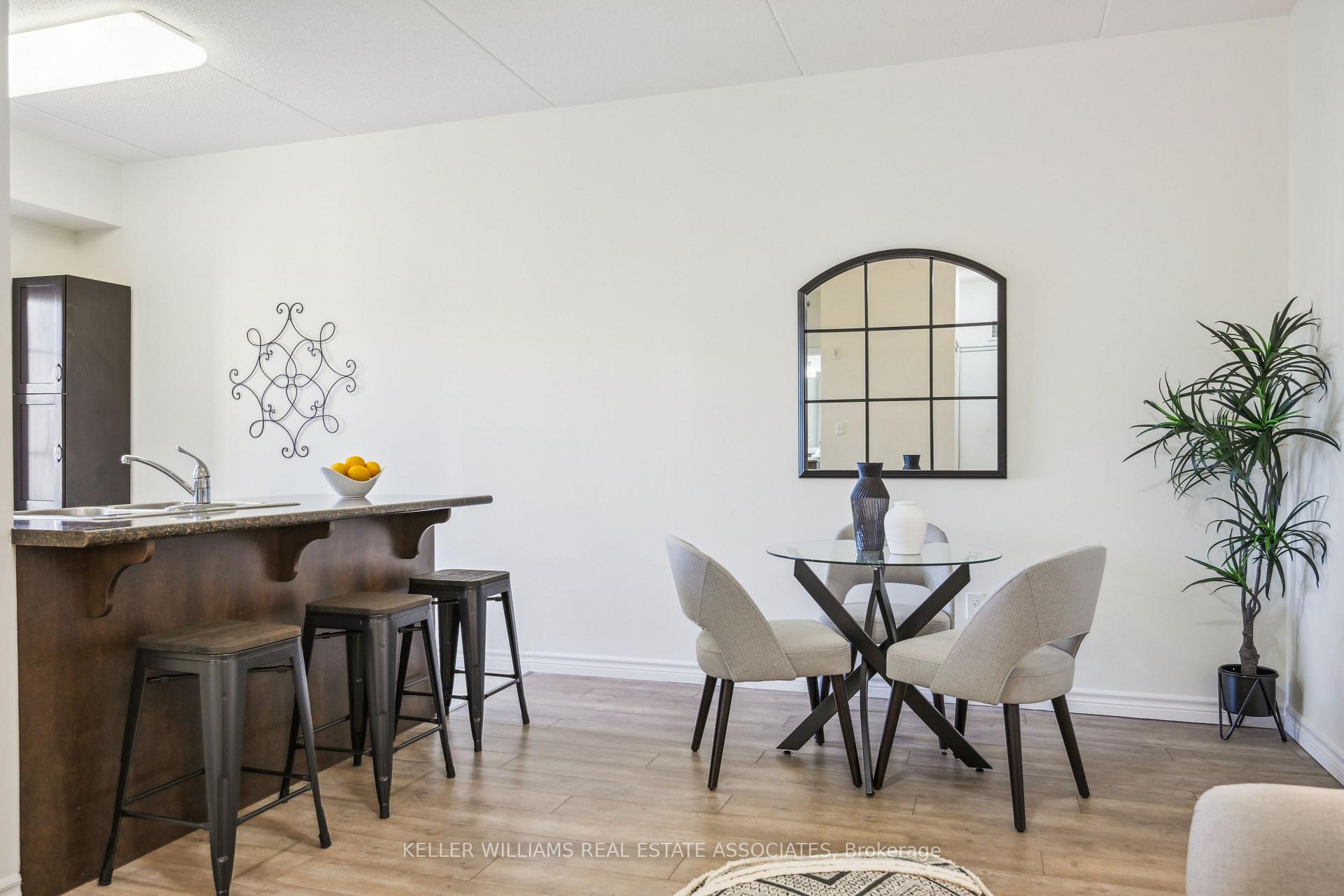 Photo 6 of Unit 110, 1440 Gordon Street, Guelph, Pineridge/Westminster Woods — HOMEH