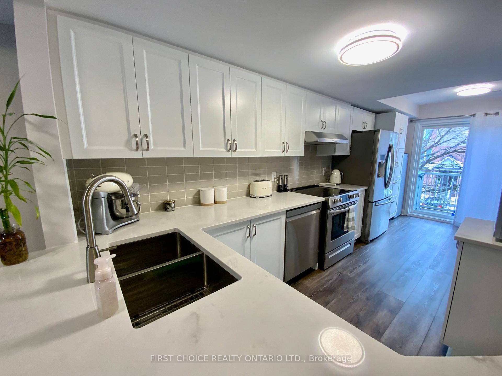 Photo 19 of Unit 10, 46 Lakepointe Drive, Ottawa, Avalon East — HOMEH