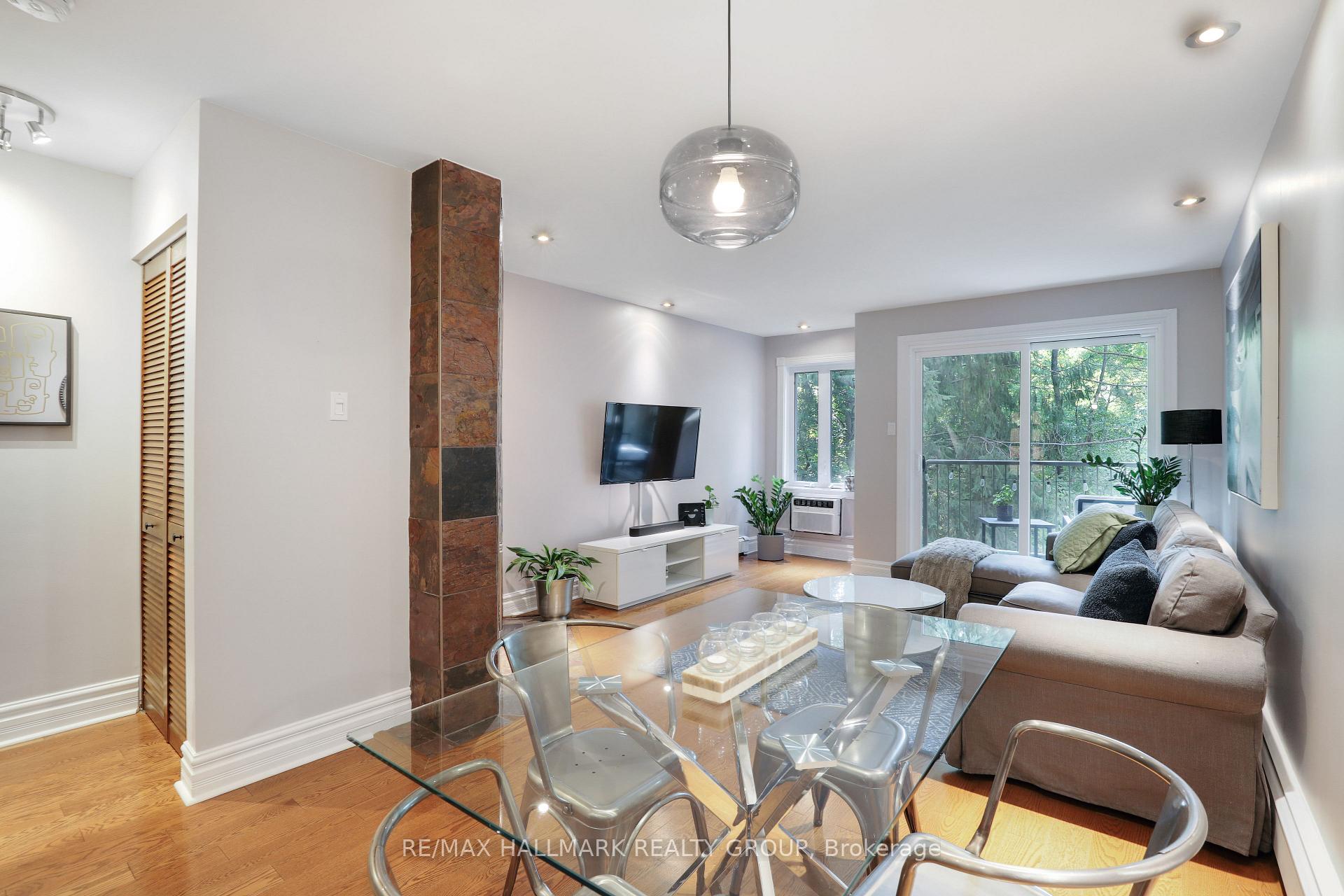 Photo 13 of 47 Crispin Private, Ottawa, Manor Park — HOMEH