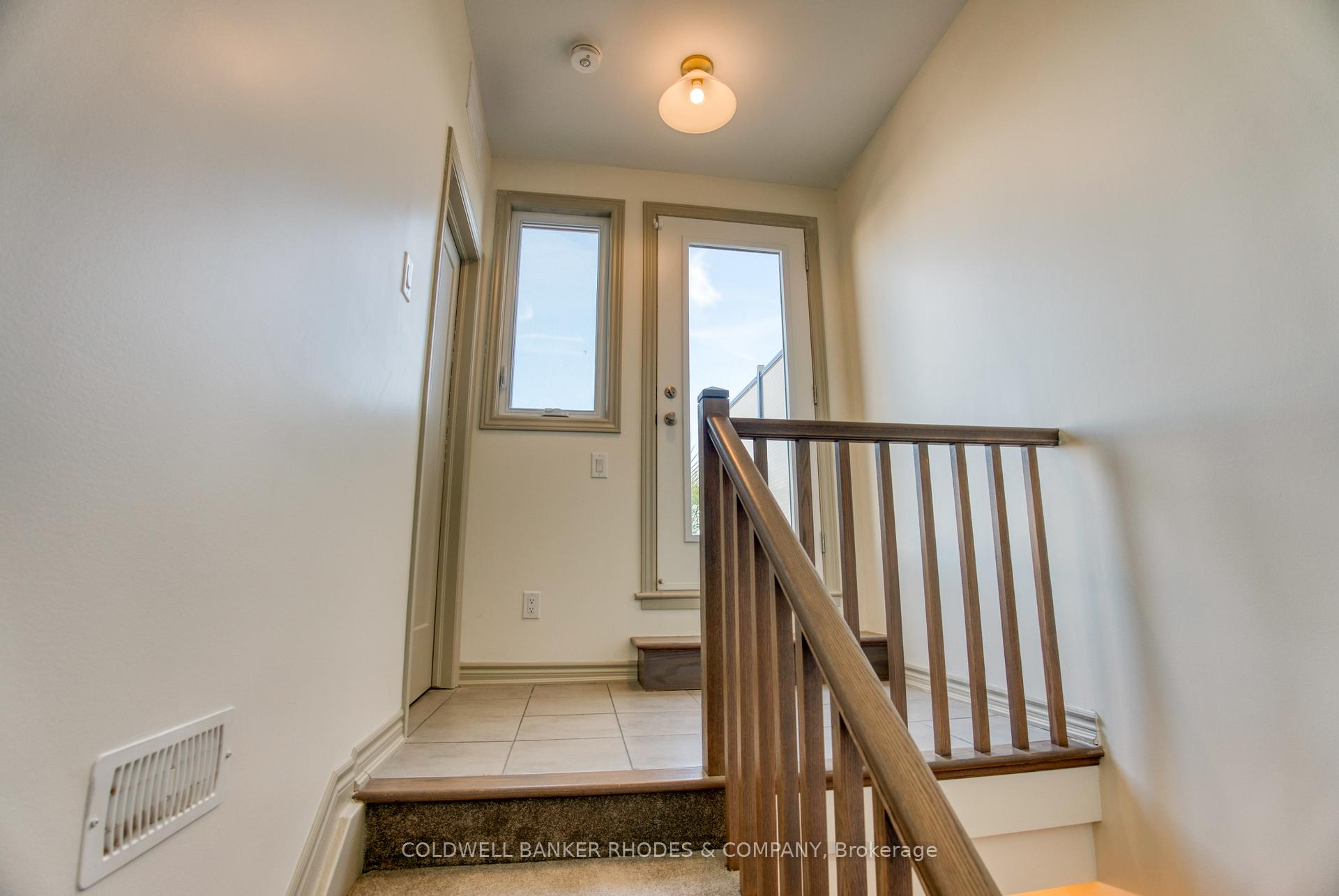 Photo 16 of 840 Mikinak Road, Ottawa, CFB Rockcliffe and Area — HOMEH