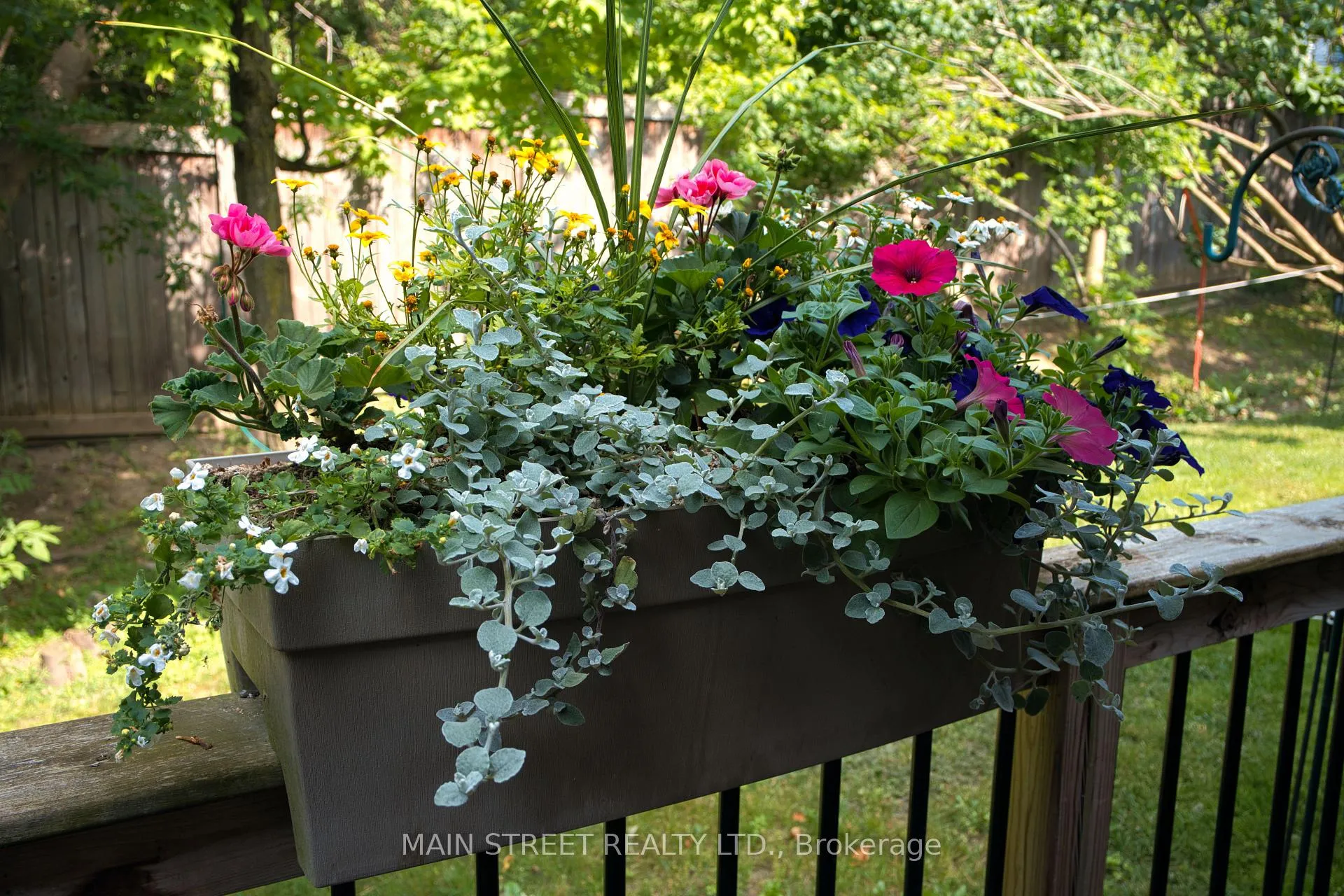 Photo 19 of 13 Quail Crescent, Barrie, Ardagh — HOMEH