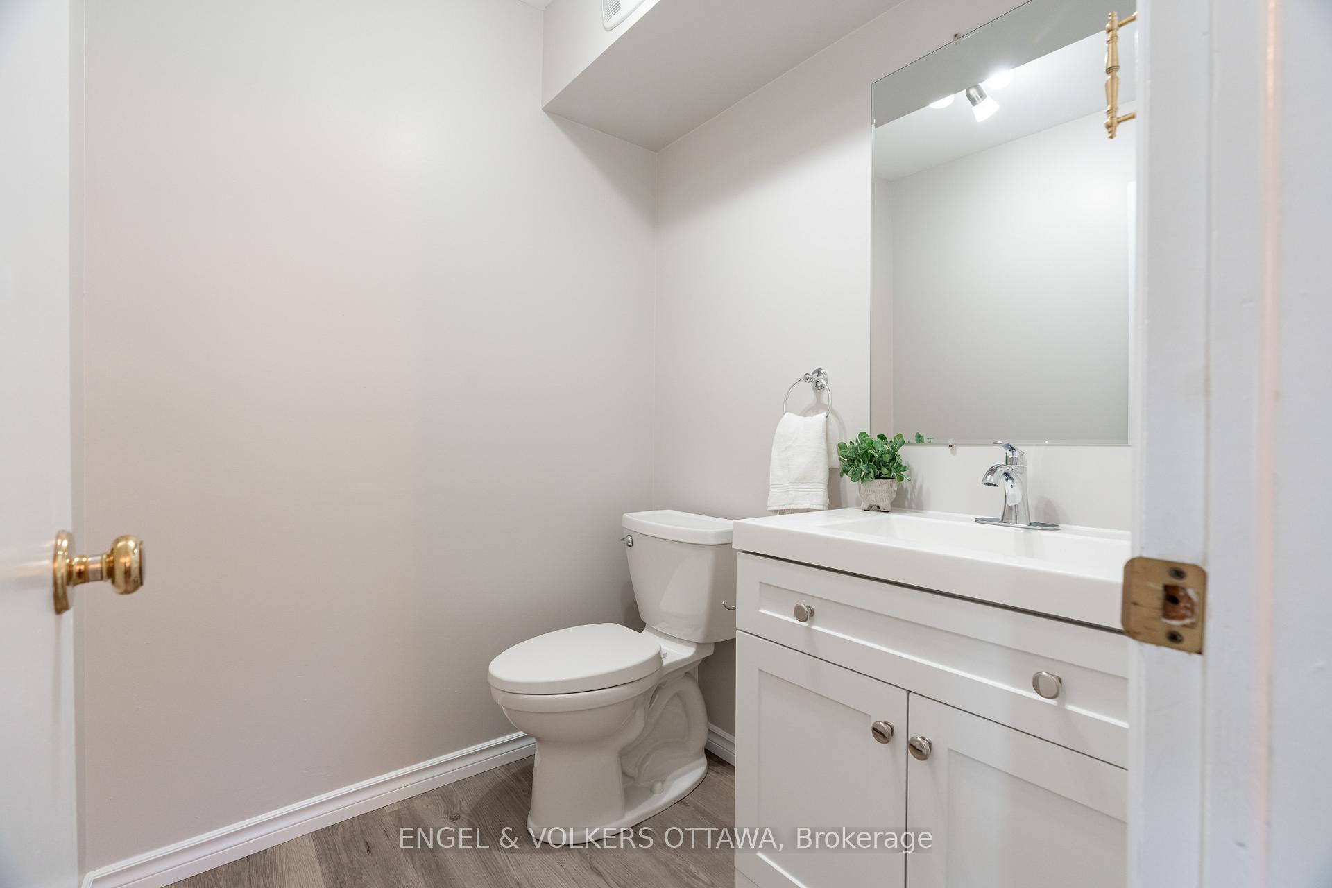Photo 15 of 1504 Tanguay Court, Ottawa, Kanata - Katimavik — HOMEH