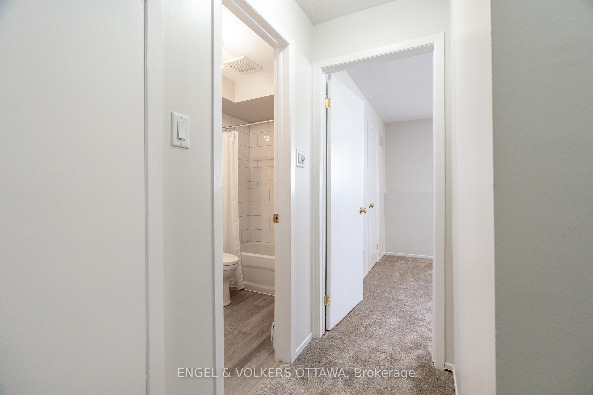 Photo 19 of 1504 Tanguay Court, Ottawa, Kanata - Katimavik — HOMEH