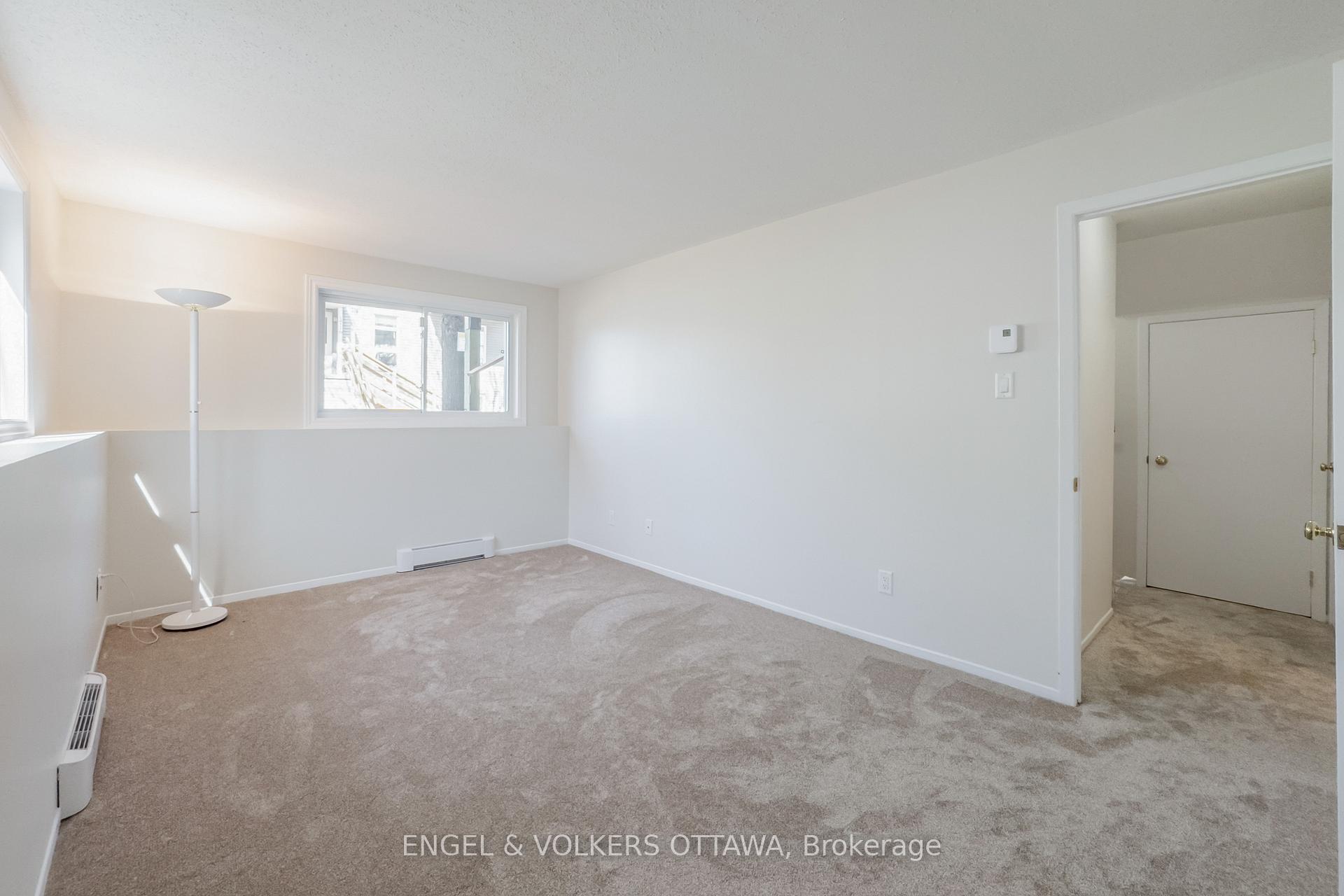 Photo 23 of 1504 Tanguay Court, Ottawa, Kanata - Katimavik — HOMEH