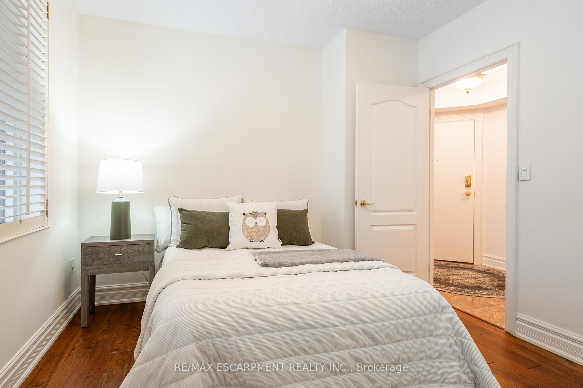 Photo 16 of Unit 201, 77 Governors Road, Hamilton, Dundas — HOMEH