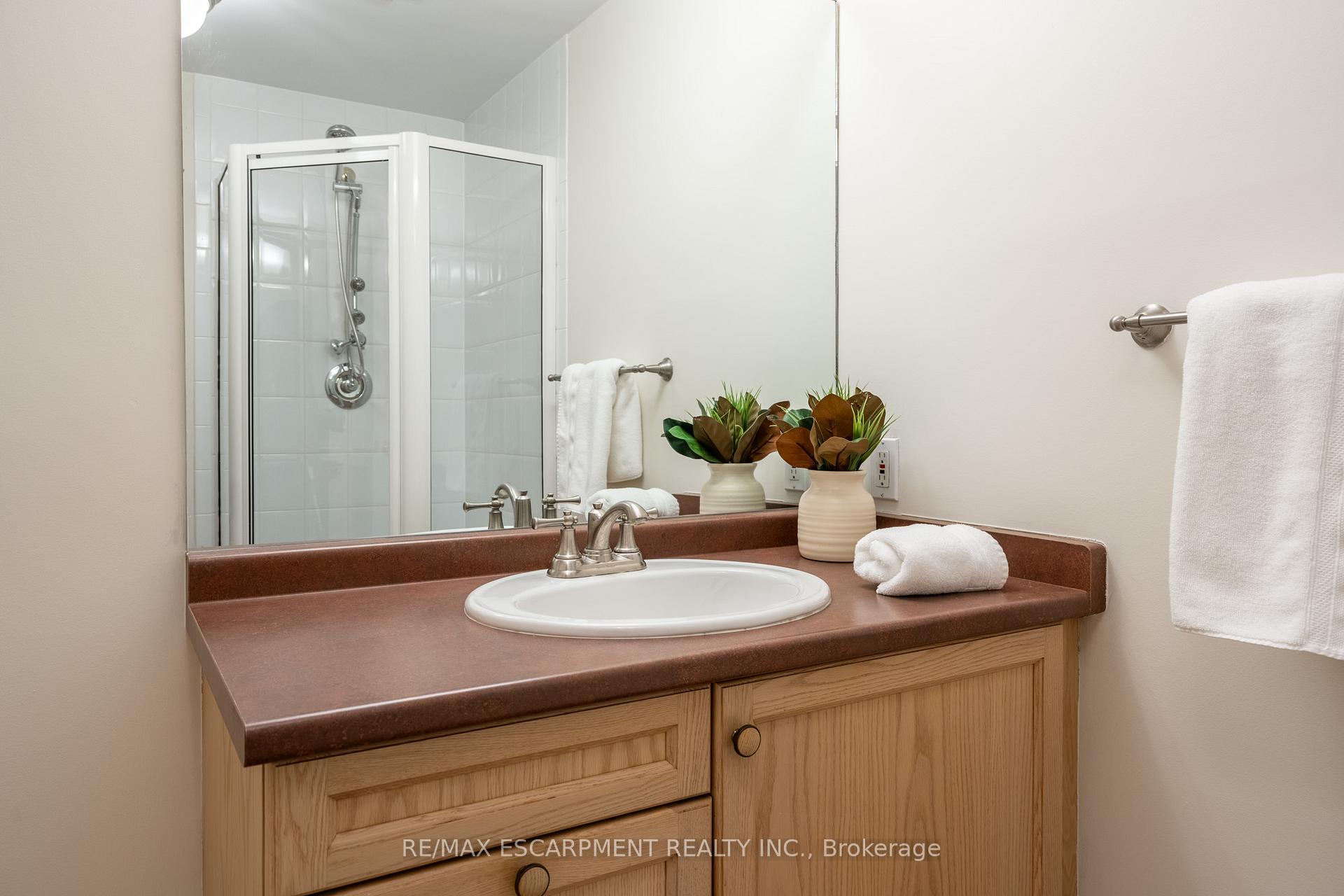 Photo 18 of Unit 201, 77 Governors Road, Hamilton, Dundas — HOMEH